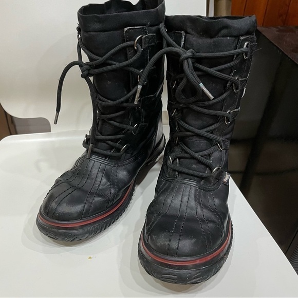 Pajar black leather and nylon low grip insulated winter boots size 38 - Picture 9 of 10